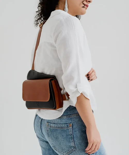 کیف دوشی چرم زنانه مدل هایکا