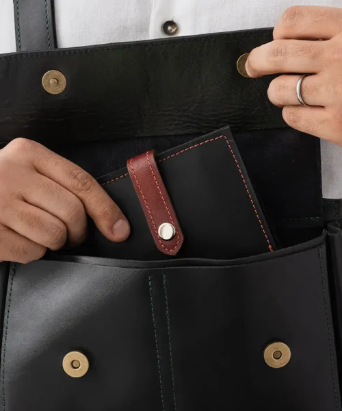 کیف چرم طبیعی مردانه رودوشی