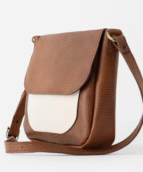 کیف رودوشی زنانه ساخته شده از چرم طبیعی