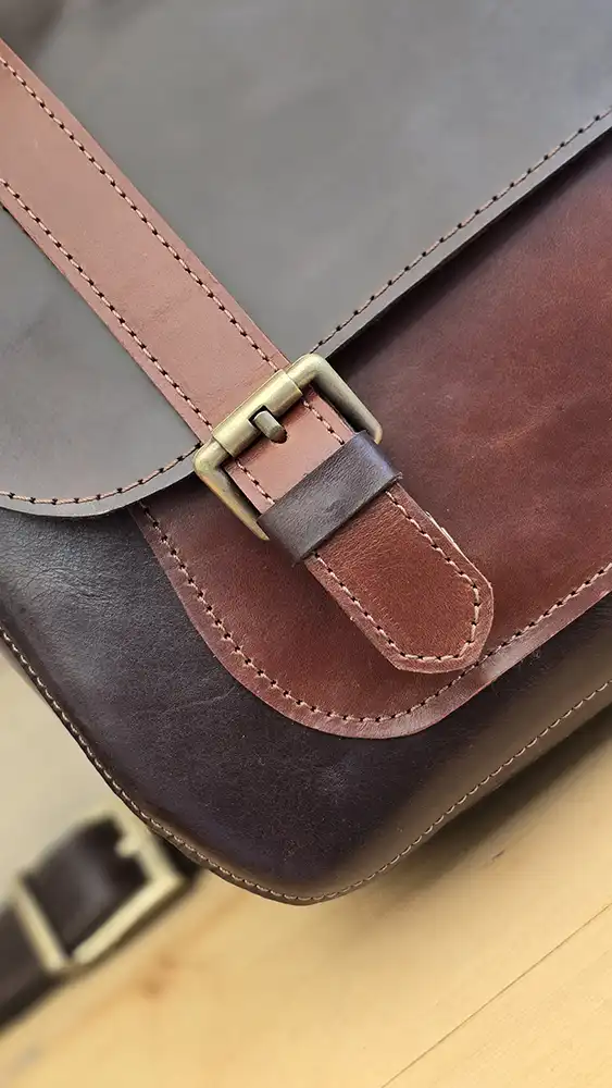 کیف دوشی چرم طبیعی مدل دیار - تصویر 5