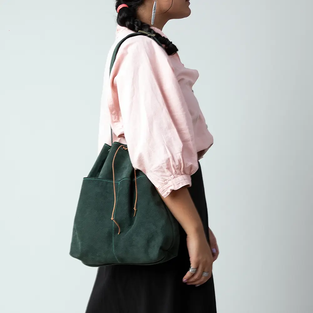 کیف رودوشی چرم طبیعی زنانه مدل ترنم رنگ سبز